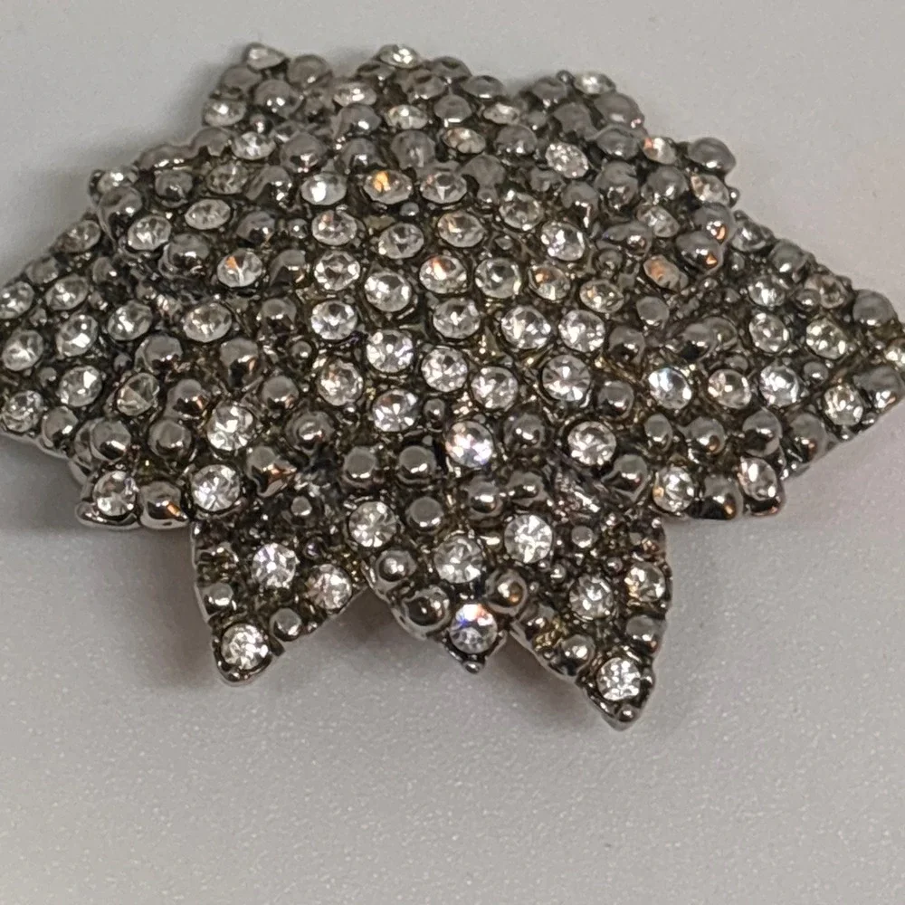 Sparkling Starburst Brooch Rhinestone Crystal Vintage Style‎ Statement Pin